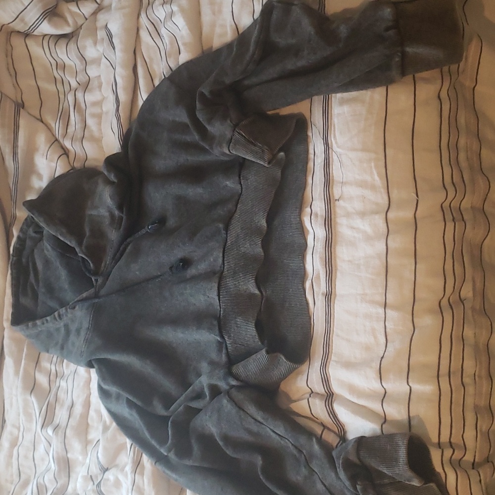 Cropped hoodie